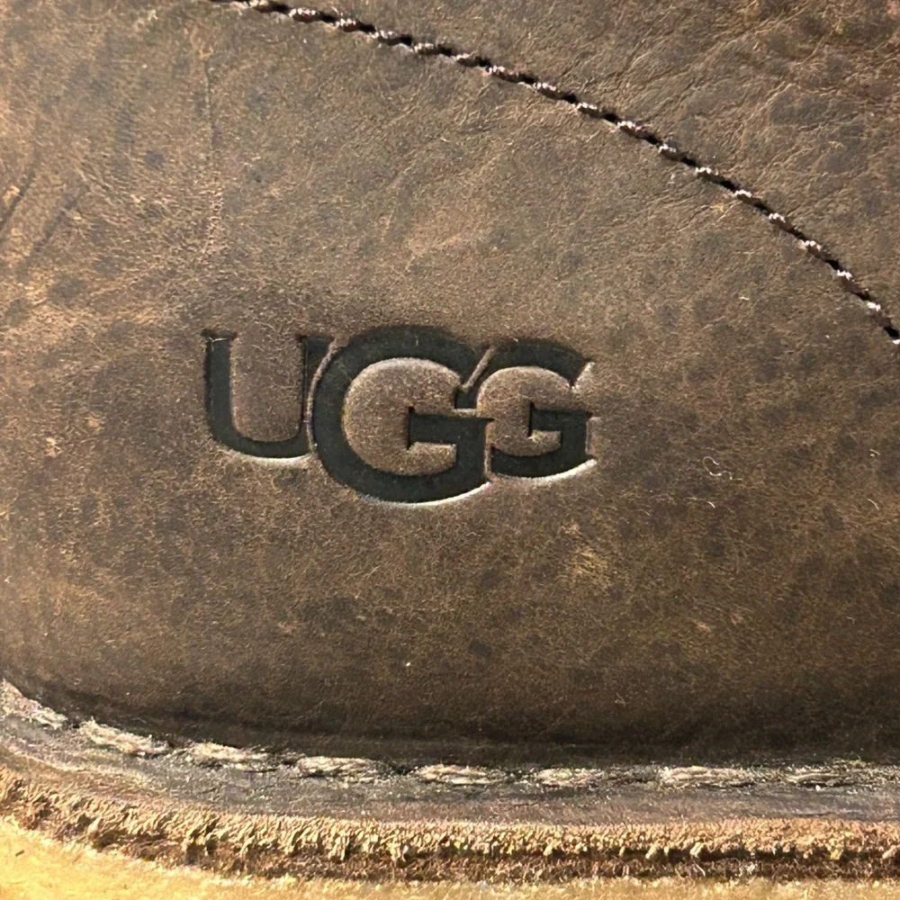 UGG‎ Men's Leighton Dark Brown Leather ENERG Chukka Boots 11
